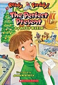 Ready, Freddy #18: The Perfect Present: Volume 18 (Paperback) 표지