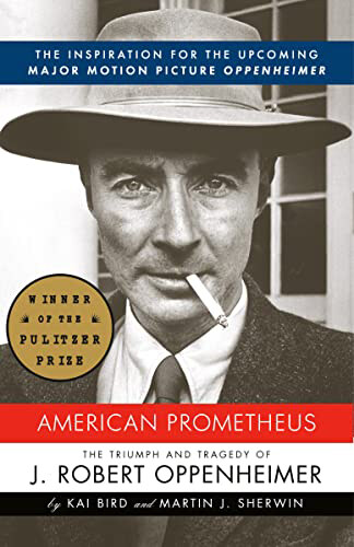 American Prometheus: The Triumph and Tragedy of J. Robert Oppenheimer (Paperback) - 크리스토퍼 놀란  영화 원작 표지